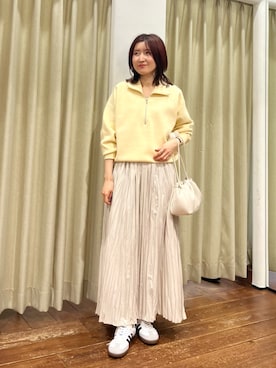 「URBAN RESEARCH（アーバンリサーチ）のハーフジップスウェットニット（スウェット、イエロー系）」を使った、idetomoさん（レディース・156cm）の春コーディネート