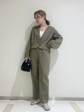 「KBF（ケイビーエフ）のアイテム（ノーカラージャケット）」を使った、イチムラさん（レディース・158cm）の春コーディネート
