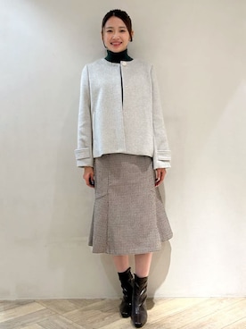 「index（インデックス）のノーカラーショートコート（ノーカラーコート、グレー系）」を使った、yuikaさん（レディース・167cm）の秋コーディネート