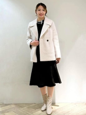 「index（インデックス）のブークレミドルコート【洗える】（ピーコート、ベージュ系）」を使った、yuikaさん（レディース・167cm）の冬コーディネート