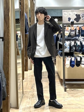 「アイテム（テーラードジャケット）」を使った、りょうさん（メンズ・166cm・20代）の秋コーディネート