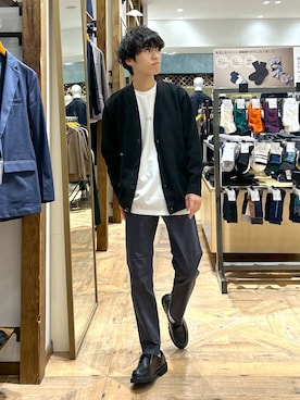 「アイテム（トップス）」を使った、りょうさん（メンズ・166cm・20代）の秋コーディネート