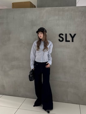 「SLY（スライ）のアイテム（パンツ）」を使った、SLY officialさん（レディース・161cm）の秋コーディネート