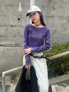 「SLY（スライ）のSLY LOGO BASEBALL CAP スライ ロゴ ベースボール キャップ 秋服（キャップ）」を使った、SLY officialさん（レディース・162cm）の夏コーディネート
