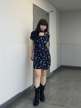 「SLY（スライ）のVINTAGE FLOWER S/OP ヴィンテージフラワーショートワンピース 秋服 冬服（ワンピース、ブルー系）」を使った、SLY officialさん（レディース・163cm）の夏コーディネート