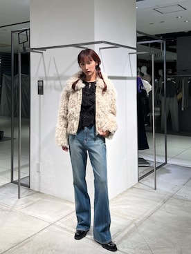 「SLY（スライ）のCURL F/FUR SHORT BZ カールファーショートブルゾン 秋服 冬服（ブルゾン、ホワイト系）」を使った、SLY officialさん（レディース・163cm）の秋コーディネート