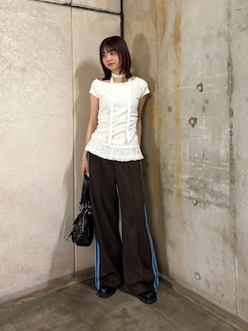 「SLY（スライ）のTIE FRILL GATHER TOPS タイフリルギャザートップス 春服 夏服（Tシャツ/カットソー、ホワイト系）」を使った、SLY officialさん（レディース・158cm）の春コーディネート