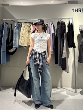 「SLY（スライ）のアイテム（帽子）」を使った、SLY officialさん（レディース・164cm）の夏コーディネート