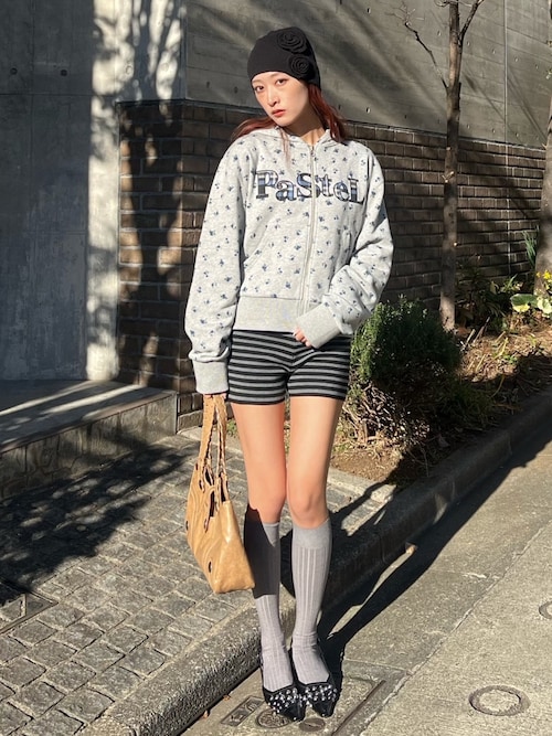 SLYのトップスを使ったコーディネート(ZOZOTOWN Yahoo!店) ｜ ネット