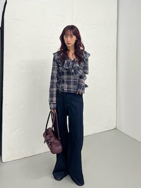 「SLY（スライ）のRAFFLE GATHER BL ラッフルギャザーブラウス 秋服 冬服（シャツ/ブラウス、ブルー系）」を使った、SLY officialさん（レディース・163cm）の夏コーディネート