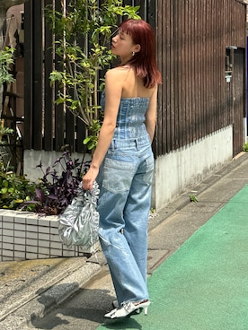 「アイテム（デニムパンツ、シルバー系）」を使った、SLY officialさん（レディース・159cm）の春コーディネート