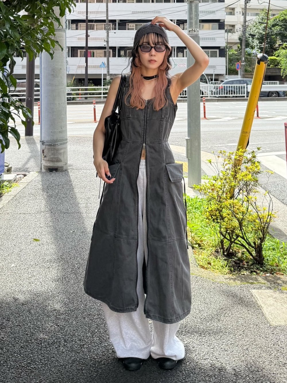 FRONT ZIP POCKET OP フロントジップ ポケット ワンピース 夏服を使っ
