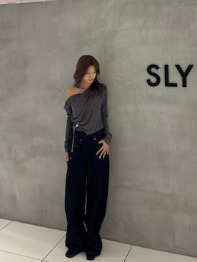 「SLY（スライ）のアイテム（トップス）」を使った、SLY officialさん（レディース・160cm）の秋コーディネート