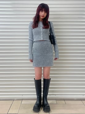 「アイテム（ニット/セーター、シルバー系）」を使った、SLY officialさん（レディース・158cm）の冬コーディネート