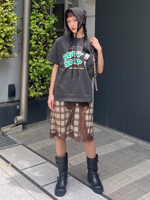 SLY officialSLY officialさんのワンピースを使ったコーディネート 