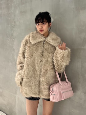 「アイテム（シュシュ）」を使った、SLY officialさん（レディース・167cm）の冬コーディネート