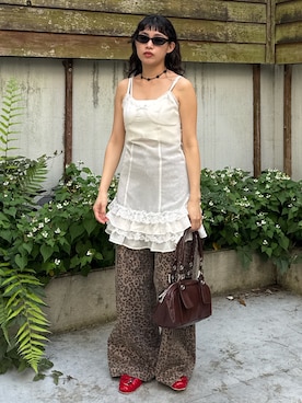 「SLY（スライ）の【2025AW】LEOPARD WIDE LEG PT-D レオパード ワイドレッグ パンツ ディー 秋服（デニムパンツ）」を使った、SLY officialさん（レディース・159cm）の夏コーディネート
