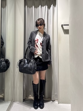 「SLY（スライ）のTWILLNEL SHAPED TAILOR JK ツイルネルシェープドテイラージャケット 秋服（テーラードジャケット、グレー系）」を使った、SLY officialさん（レディース・166cm）の秋コーディネート