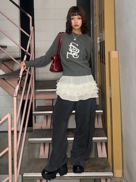 「SLY（スライ）のアイテム（トップス）」を使った、SLY officialさん（レディース・164cm）の秋コーディネート