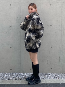 「モノトーンコーデ」｜「アイテム（ブルゾン）」を使った、SLY officialさん（レディース・157cm）の夏コーディネート
