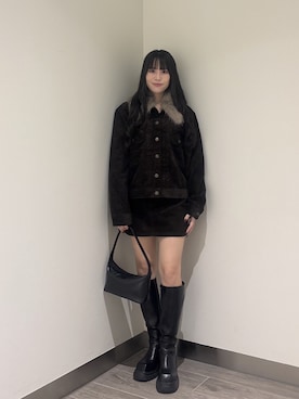 「SLY（スライ）の【AW PRE ORDER 第2弾】F/FUR COLLAR COMBI JACKETK フェイクファーカラーコンビジャケット 秋服 ファー襟取り外し可能◎（デニムジャケット、ブラウン系）」を使った、SLY officialさん（レディース・166cm）の秋コーディネート
