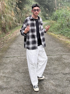 「H&M（エイチ・アンド・エム）のアイテム（シャツ/ブラウス）」を使った、YungXianさん（メンズ・180cm）の春コーディネート