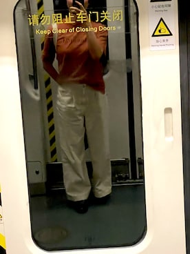 「MANGO（マンゴ）のアイテム」を使った、Lonaさん（レディース・162cm）の春コーディネート