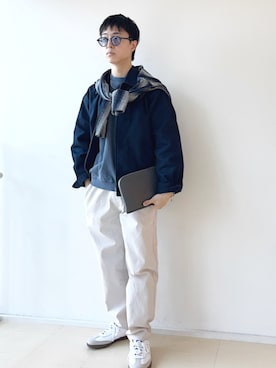 「アイテム（クラッチバッグ）」を使った、東松さん（メンズ・168cm）の秋コーディネート