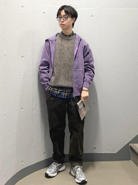 「アイテム（ベスト、パープル系）」を使った、東松さん（メンズ・168cm）の秋コーディネート