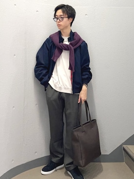 「SHIPS（シップス）のアイテム（トートバッグ）」を使った、東松さん（メンズ・168cm）の秋コーディネート