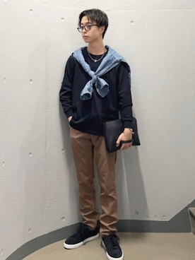 「アイテム（クラッチバッグ）」を使った、東松さん（メンズ・168cm）の秋コーディネート