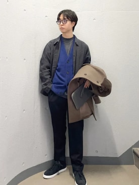 「アイテム（クラッチバッグ）」を使った、東松さん（メンズ・168cm）の冬コーディネート