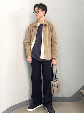 「SHIPS（シップス）のアイテム（スニーカー）」を使った、東松さん（メンズ・168cm）の秋コーディネート