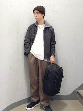「SHIPS（シップス）のアイテム（トートバッグ）」を使った、東松さん（メンズ・168cm）の秋コーディネート