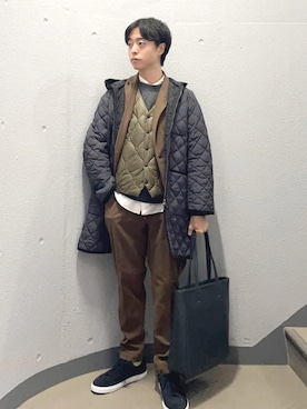 「アイテム（ダウンベスト、グリーン系）」を使った、東松さん（メンズ・168cm）の秋コーディネート