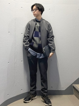 「SHIPS（シップス）のアイテム（パンツ）」を使った、東松さん（メンズ・168cm）の春コーディネート