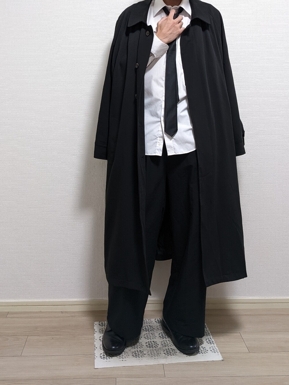 「WEARハロウィン2022、チェンソーマン」｜「　菊🌷のアイテム（フラワーベース、その他）」を使った、ひかるさん（メンズ・174cm）の秋コーディネートの1枚目の写真