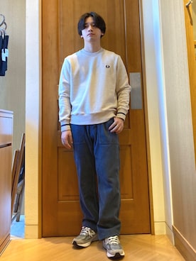 「SHIPS（シップス）のアイテム（スニーカー）」を使った、永松さん（メンズ・166cm）の秋コーディネート