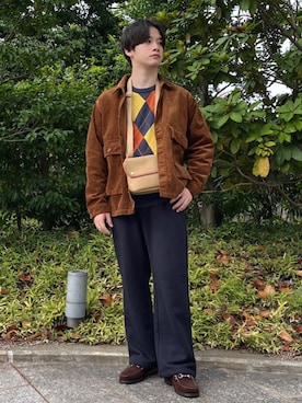 「シップス」｜永松さん（メンズ・166cm）の秋コーディネート