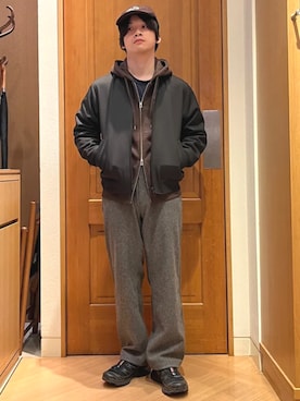 「シップス」｜「アイテム（ブルゾン）」を使った、永松さん（メンズ・166cm）の冬コーディネート