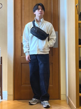 「アイテム（ボディバッグ/ウエストポーチ）」を使った、永松さん（メンズ・166cm）の秋コーディネート