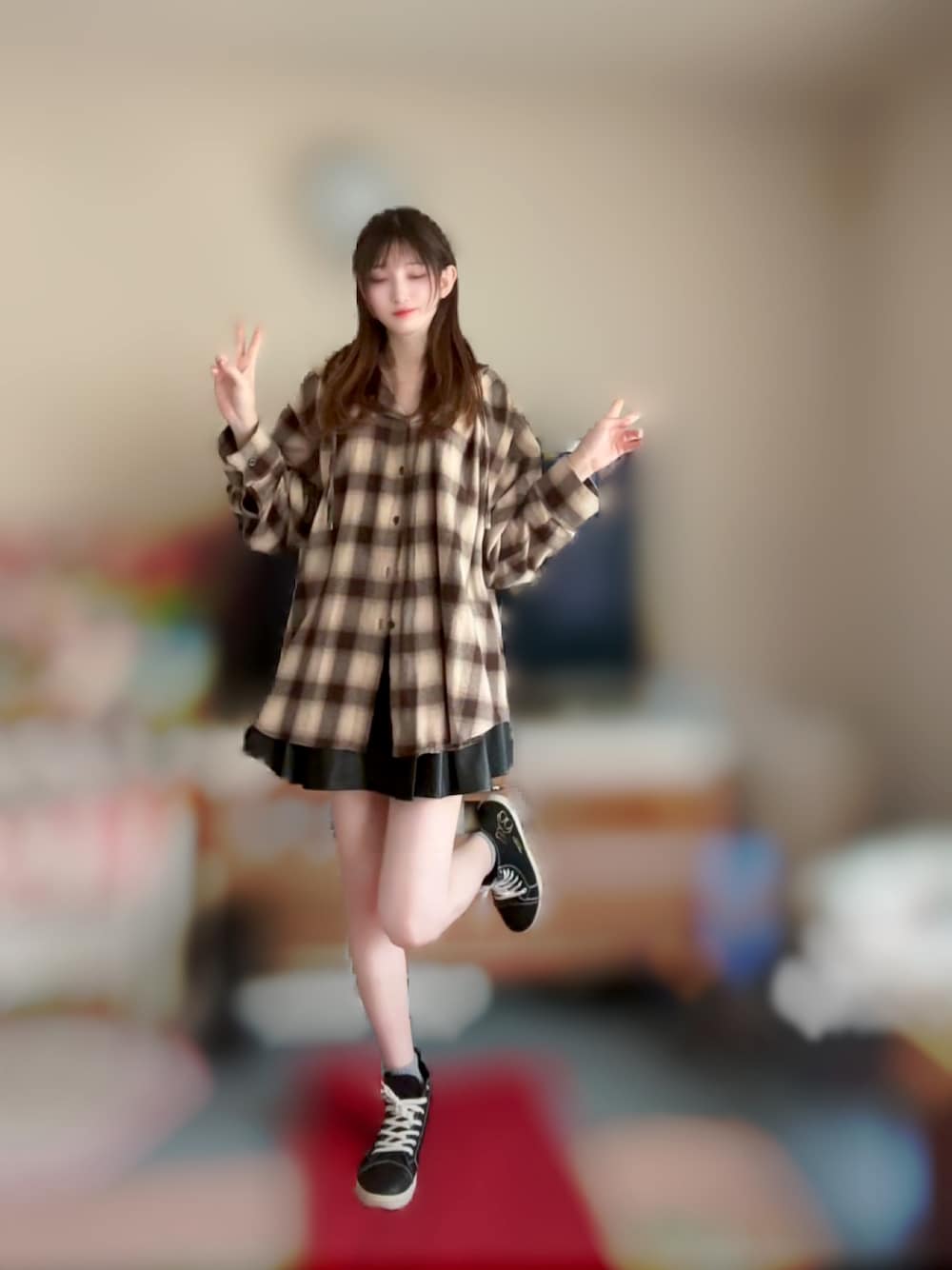 「プチプラ、shein、adrer、シャツスタイル、スニーカー、春服コーデ、高身長女子、ブラウン」｜「ADRERのover size shirt parker（シャツ/ブラウス、ブラウン系）」を使った、えびちゃんさん（骨格ストレート・レディース・178cm）の春コーディネートの1枚目の写真