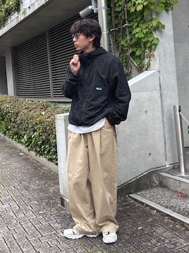 「GEVACO（ゲバコ）の【GEVACO】L字ポケットテーパードパンツ（その他パンツ、ベージュ系）」を使った、ゆいととさん（メンズ・170cm）の秋コーディネート