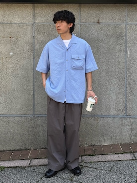 「CIAOPANIC TYPY（チャオパニックティピー）の【ユニセックス】【通気性◎】ブリザーブルシアサッカーシャツ（シャツ/ブラウス、ブルー系）」を使った、ゆいととさん（メンズ・170cm）の春コーディネート