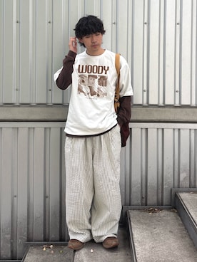 「Disney（ディズニー）の【TOY STORY/トイ・ストーリー】ピックアップ6コマTEE（Tシャツ/カットソー、ホワイト系）」を使った、ゆいととさん（メンズ・170cm）の春コーディネート