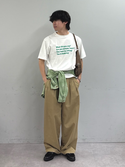 「CIAOPANIC TYPY（チャオパニックティピー）の【UNISEX】【プラスサイズあり】ポコポコメッセージロゴTEE（Tシャツ/カットソー）」を使った、ゆいととさん（メンズ・170cm）の春コーディネート