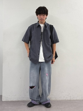 「CIAOPANIC TYPY（チャオパニックティピー）の【UNISEX】織りワッフルレギュラーカラーシャツ（シャツ/ブラウス、グレー系）」を使った、ゆいととさん（メンズ・170cm）の夏コーディネート