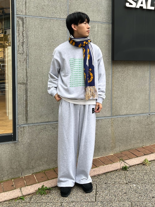 【UNISEX】メッセージロゴスウェット