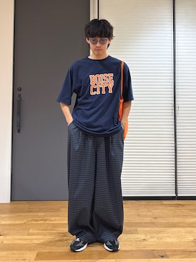 「CIAOPANIC TYPY（チャオパニックティピー）の【UNISEX】ピグメント加工スラブカレッジロゴTEE（Tシャツ/カットソー、ブルー系）」を使った、ゆいととさん（メンズ・170cm）の夏コーディネート