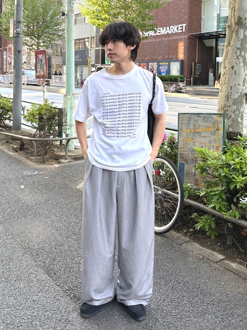 「CIAOPANIC TYPY（チャオパニックティピー）の【UNISEX】メッセージプリント半袖Tee（Tシャツ/カットソー）」を使った、ゆいととさん（メンズ・170cm）の春コーディネート